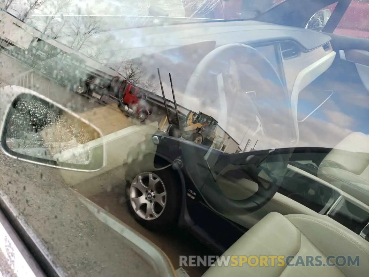 9 fotografías del automóvil dañado 5YJXCBE25LF283352 TESLA MODEL X 2020