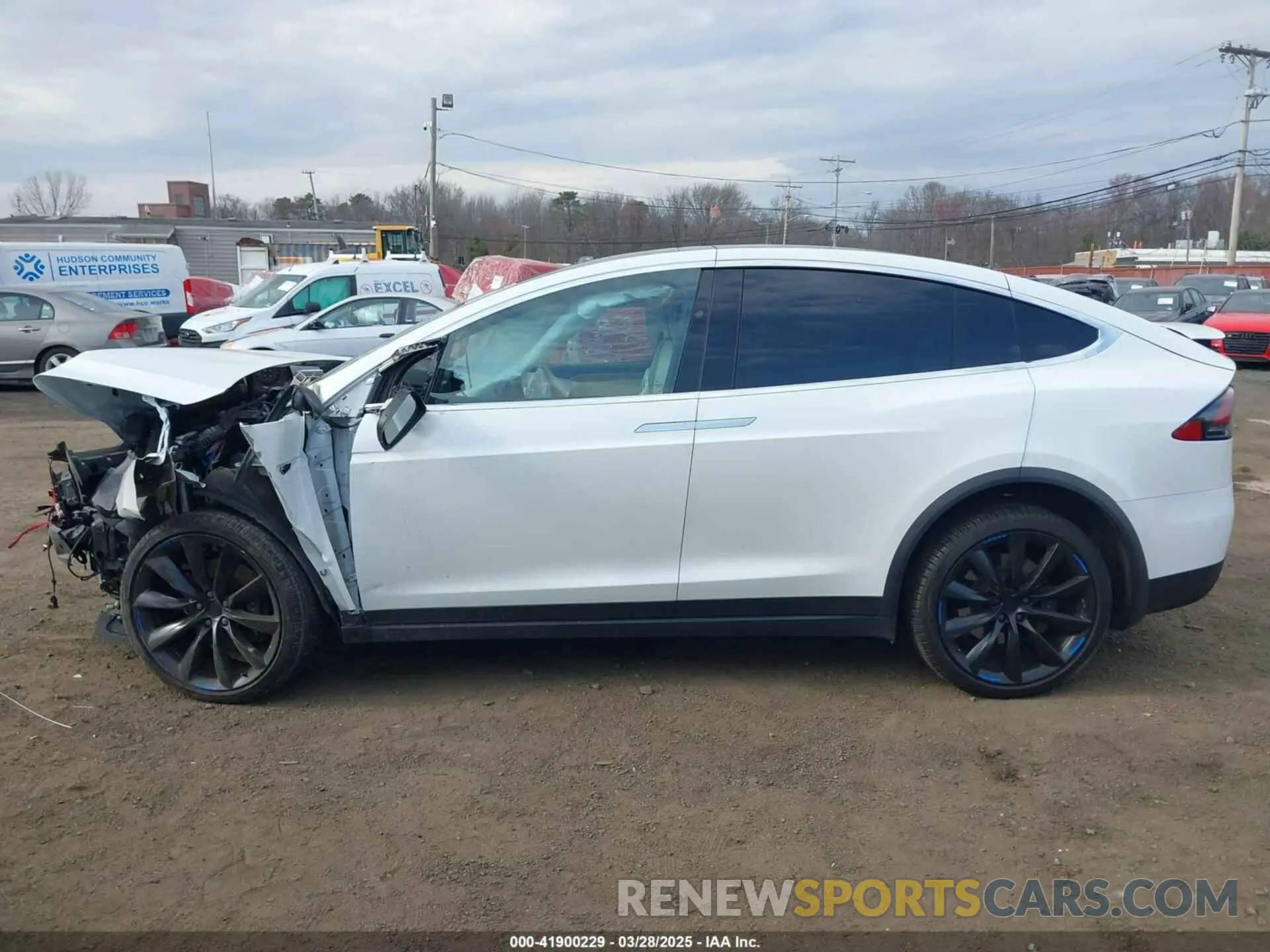 14 fotografías del automóvil dañado 5YJXCBE26LF213956 TESLA MODEL X 2020