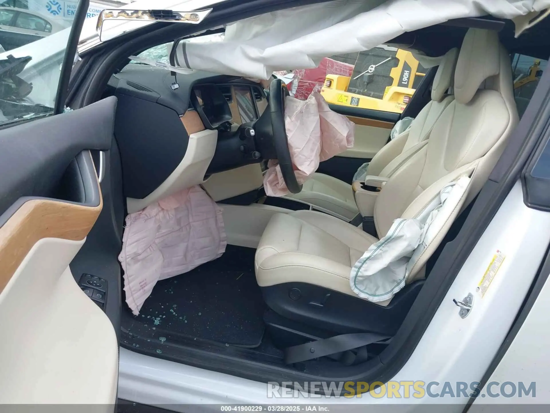 5 fotografías del automóvil dañado 5YJXCBE26LF213956 TESLA MODEL X 2020