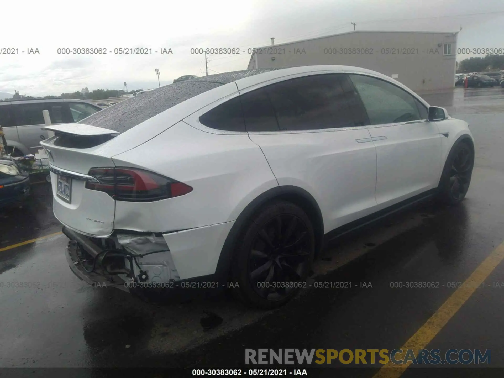 4 fotografías del automóvil dañado 5YJXCBE26LF284767 TESLA MODEL X 2020