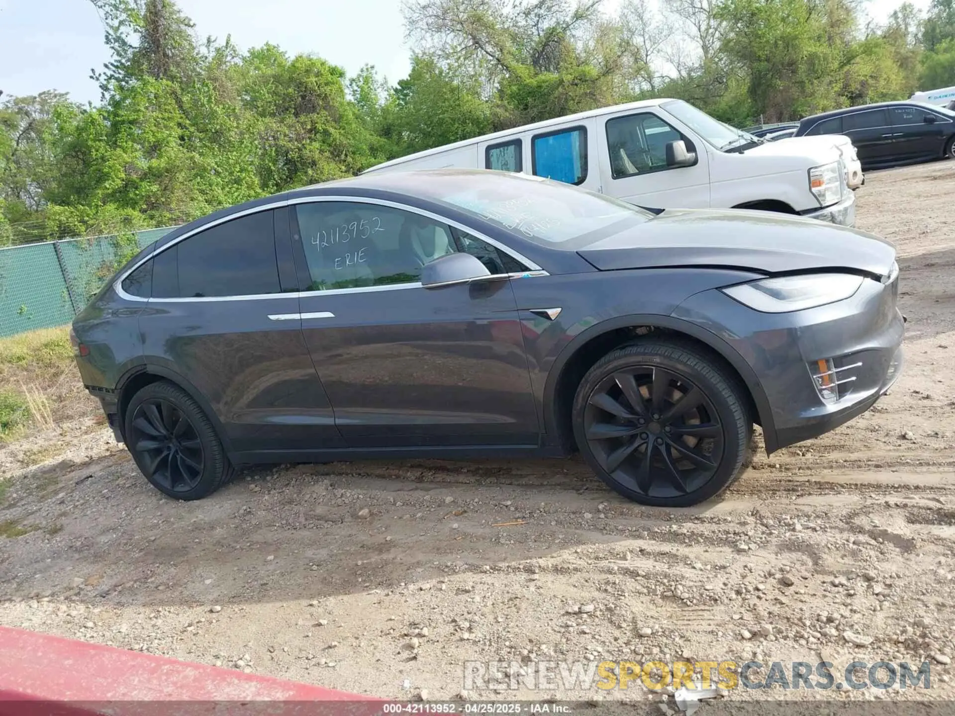 14 fotografías del automóvil dañado 5YJXCBE26LF300370 TESLA MODEL X 2020