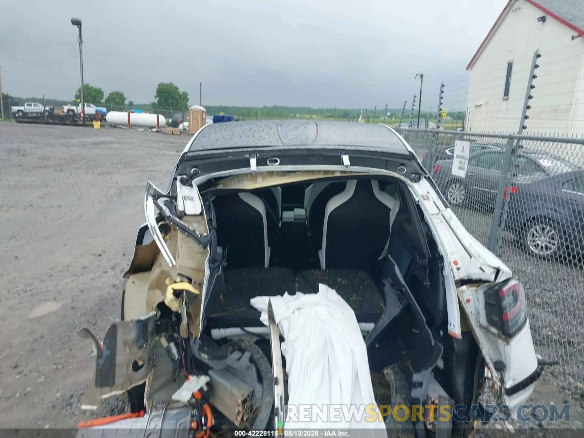 16 fotografías del automóvil dañado 5YJXCBE26LF301504 TESLA MODEL X 2020