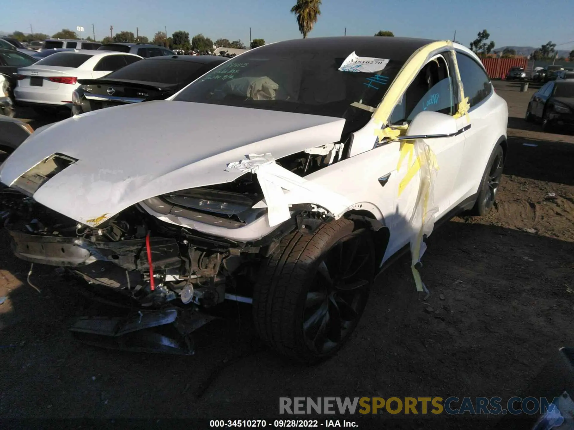 2 fotografías del automóvil dañado 5YJXCBE26LF301857 TESLA MODEL X 2020