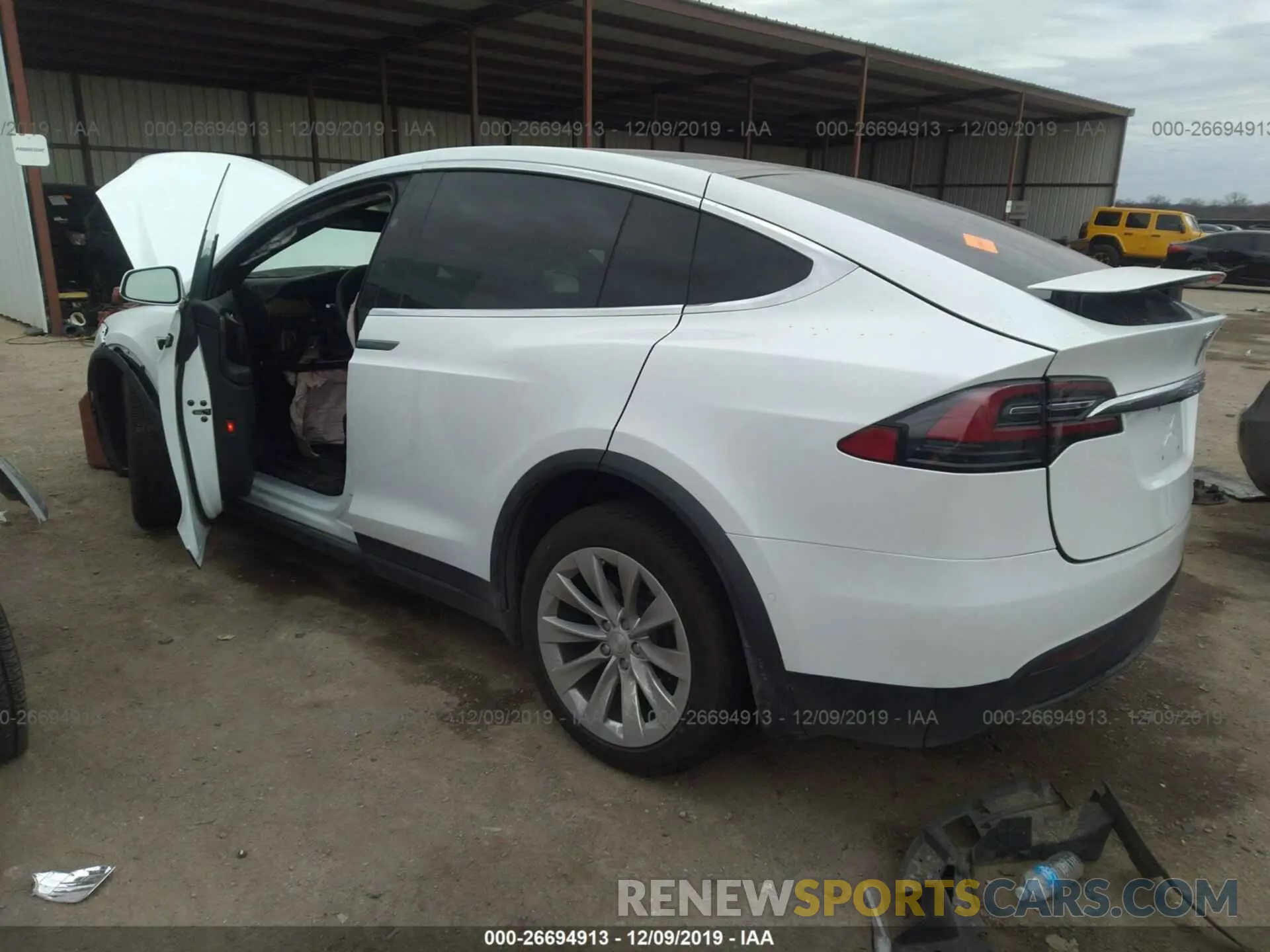 3 fotografías del automóvil dañado 5YJXCBE27LF219572 TESLA MODEL X 2020