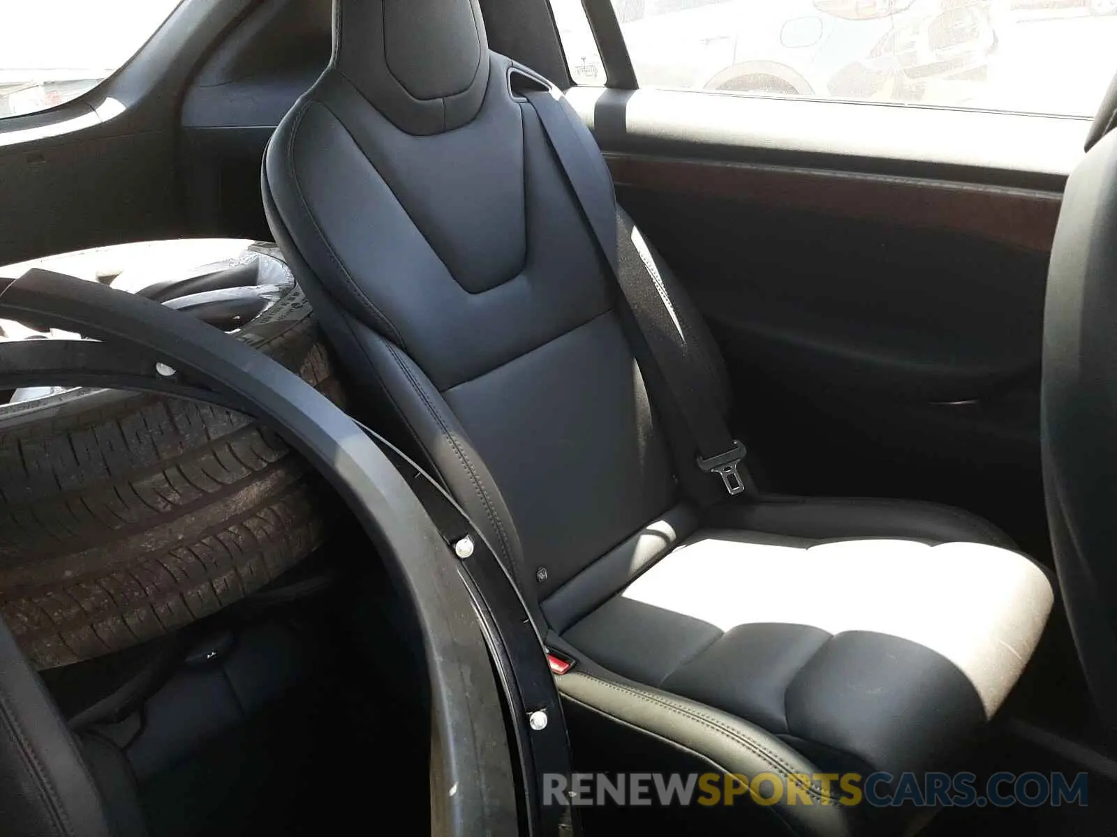 6 fotografías del automóvil dañado 5YJXCBE27LF239658 TESLA MODEL X 2020