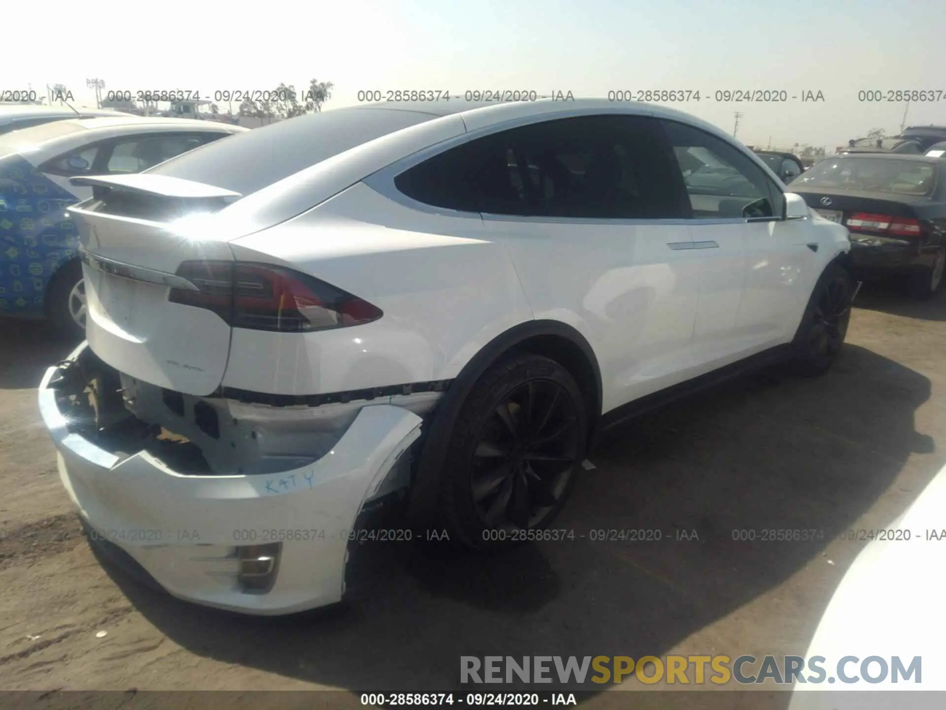 4 fotografías del automóvil dañado 5YJXCBE27LF284776 TESLA MODEL X 2020