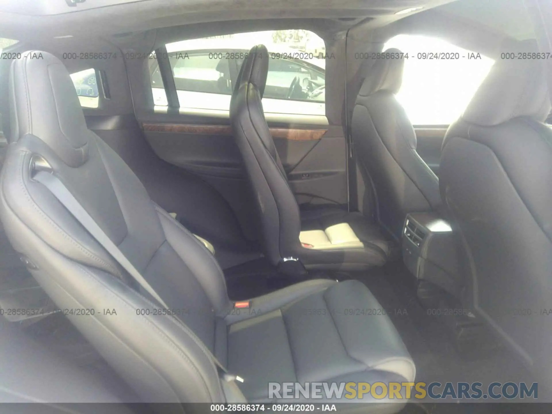 8 fotografías del automóvil dañado 5YJXCBE27LF284776 TESLA MODEL X 2020