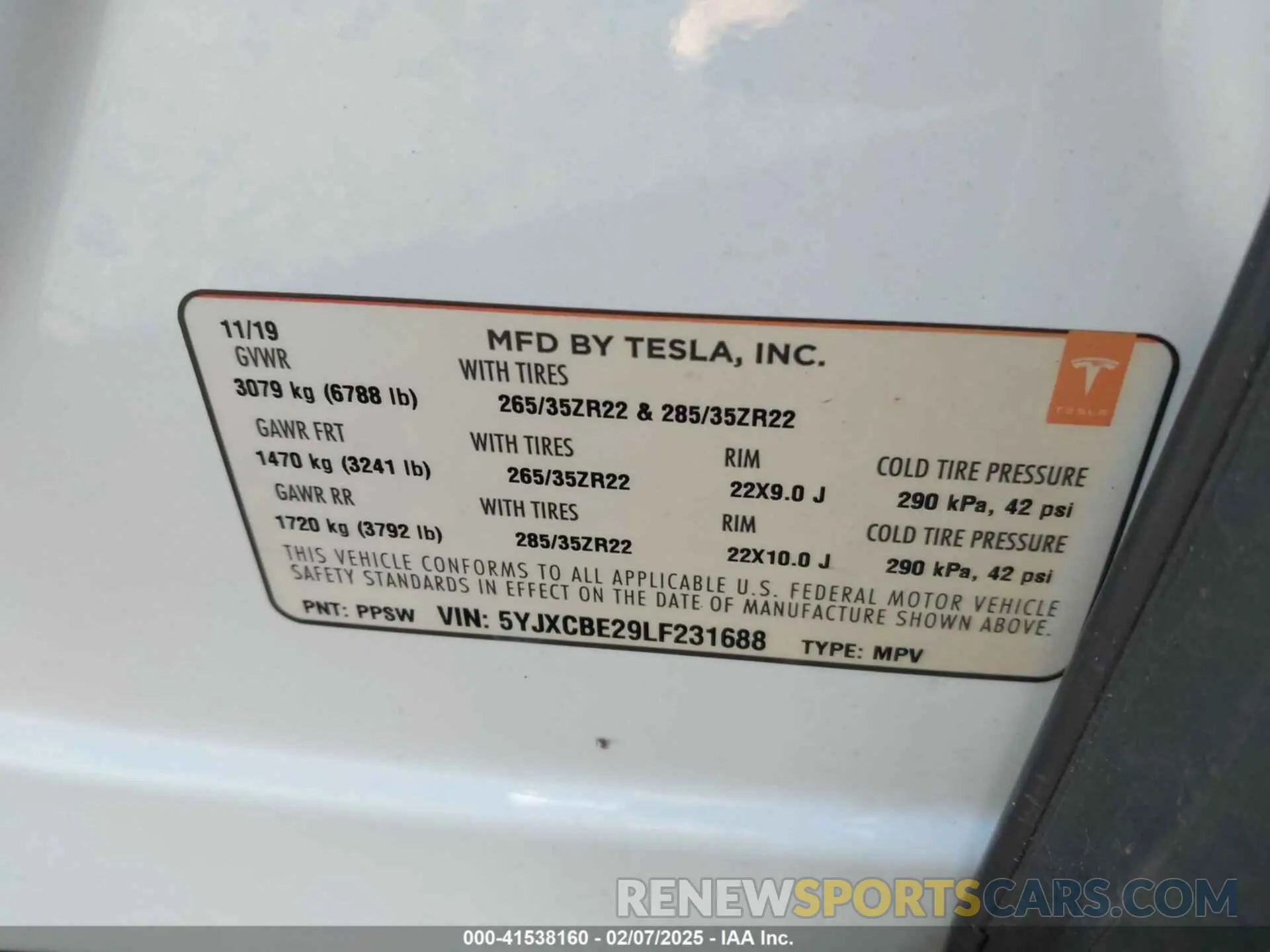 9 fotografías del automóvil dañado 5YJXCBE29LF231688 TESLA MODEL X 2020