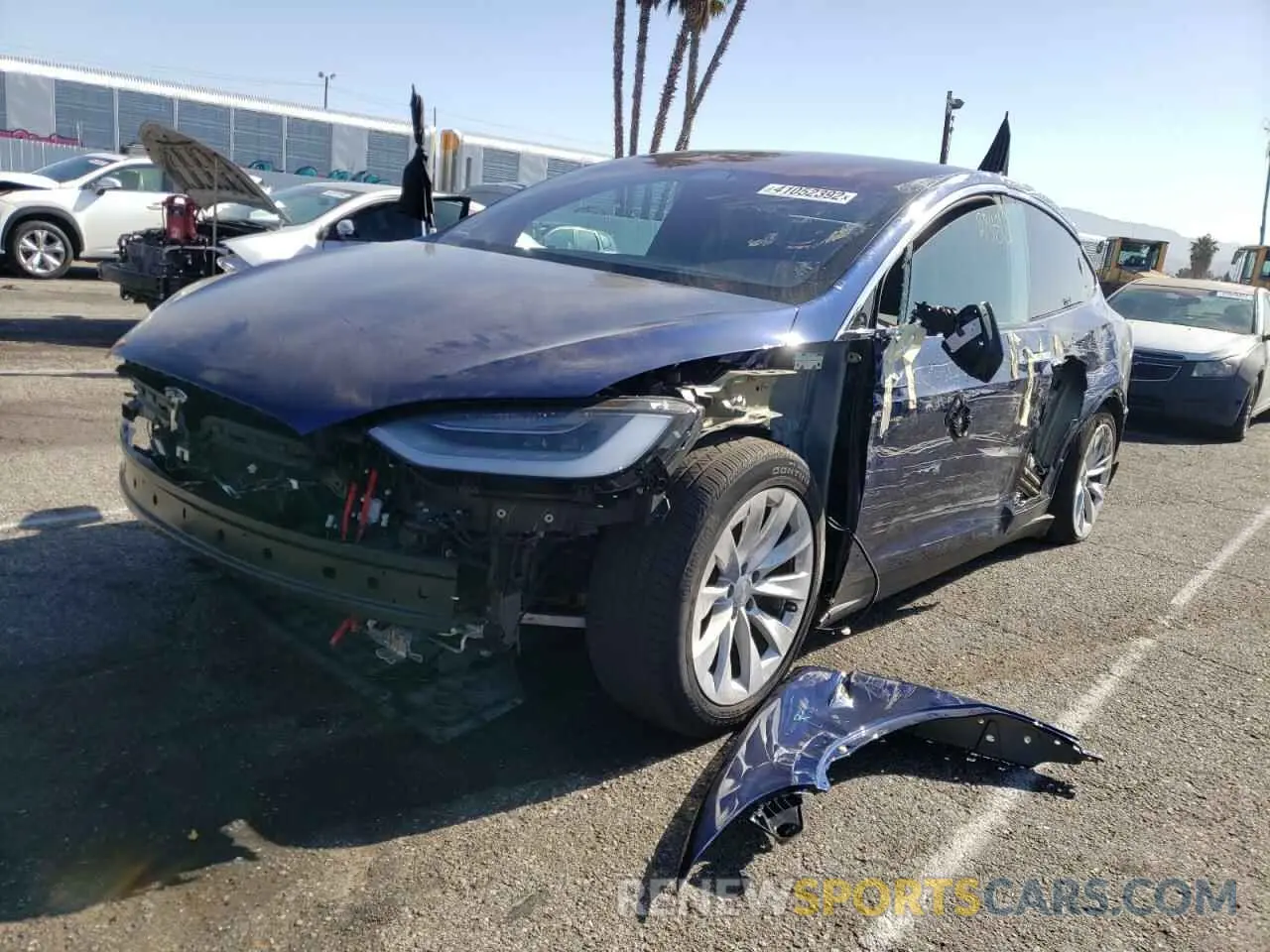 2 fotografías del automóvil dañado 5YJXCBE29LF232744 TESLA MODEL X 2020