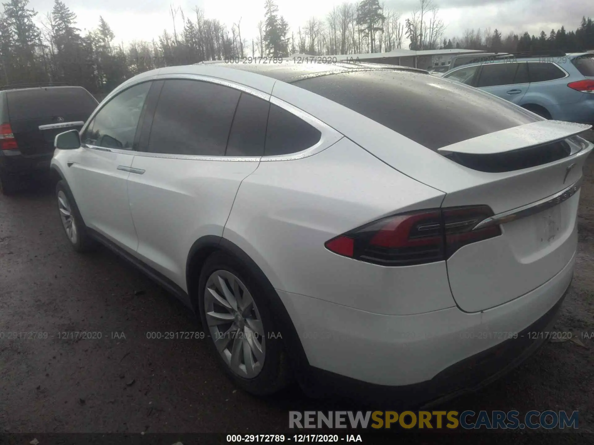 3 fotografías del automóvil dañado 5YJXCBE29LF235532 TESLA MODEL X 2020