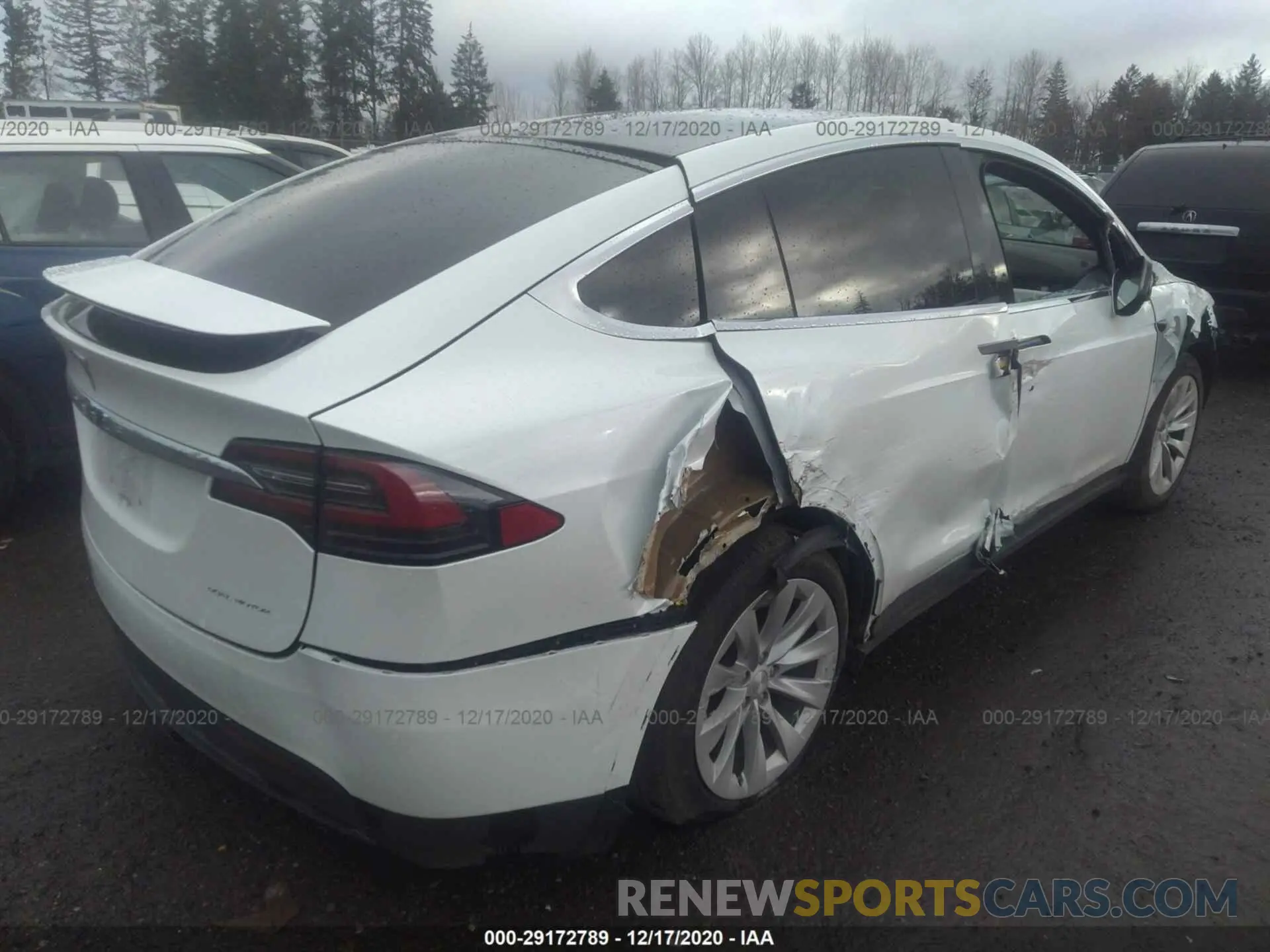 4 fotografías del automóvil dañado 5YJXCBE29LF235532 TESLA MODEL X 2020