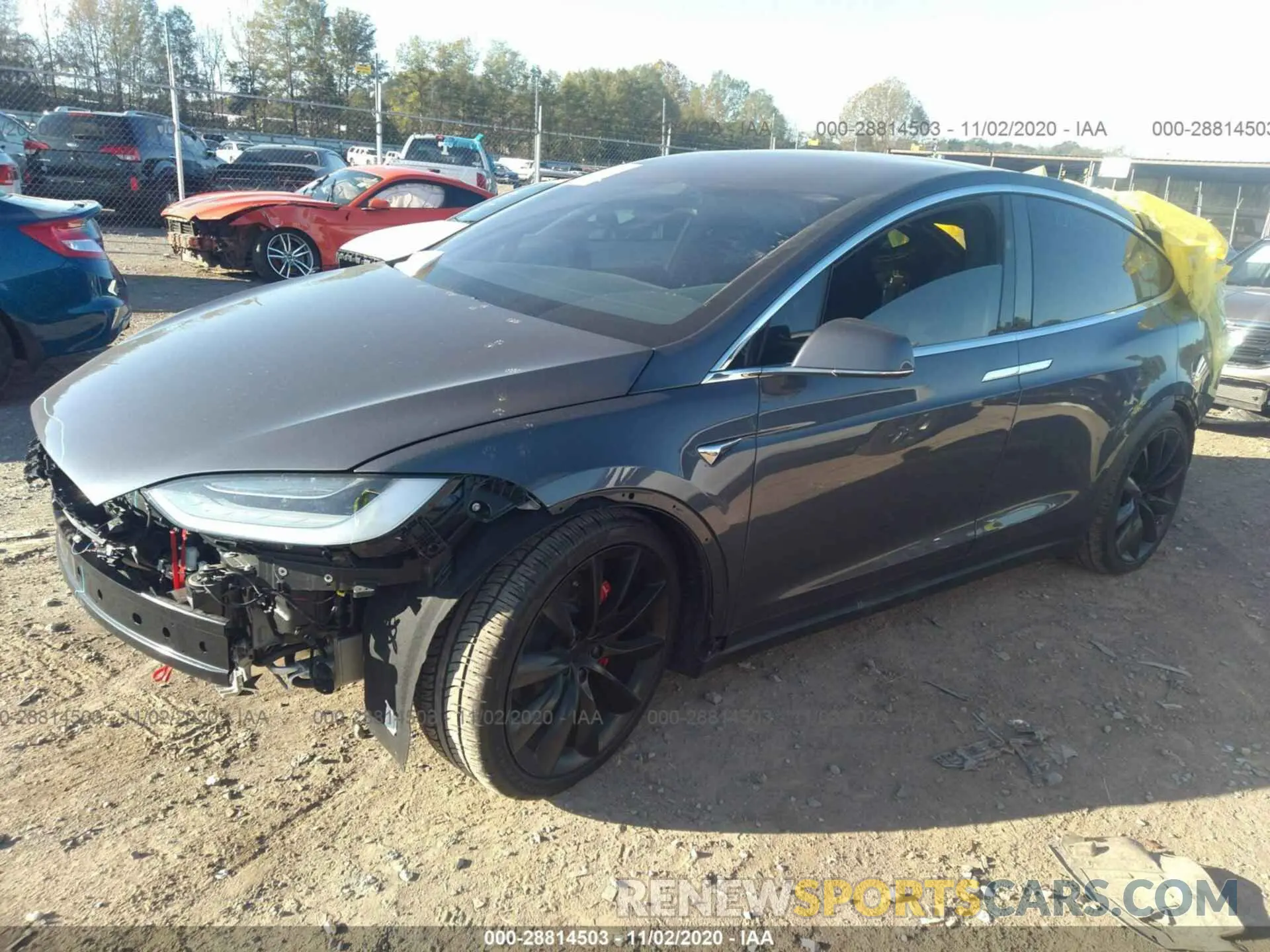 2 fotografías del automóvil dañado 5YJXCBE44LF264731 TESLA MODEL X 2020