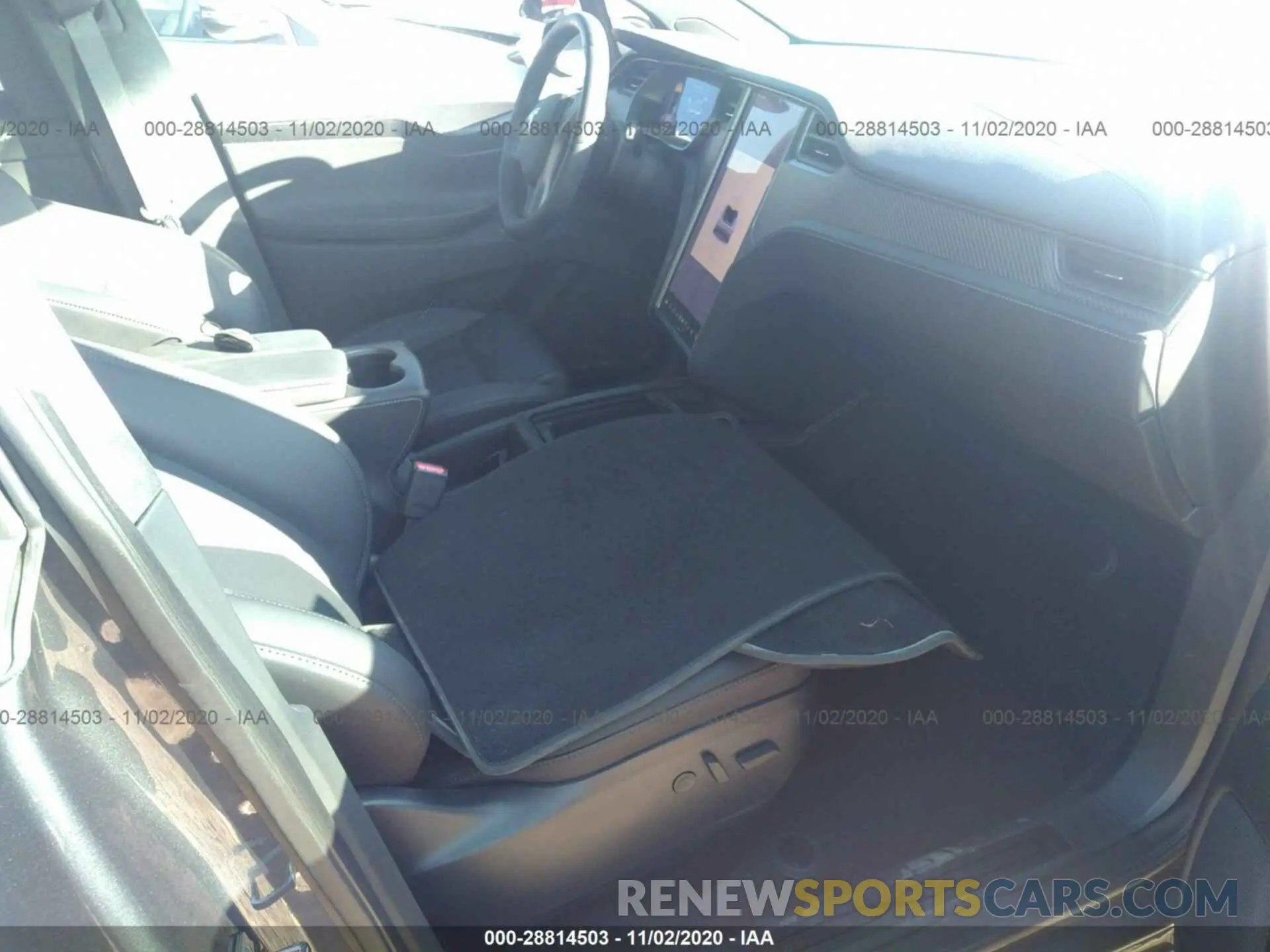 5 fotografías del automóvil dañado 5YJXCBE44LF264731 TESLA MODEL X 2020