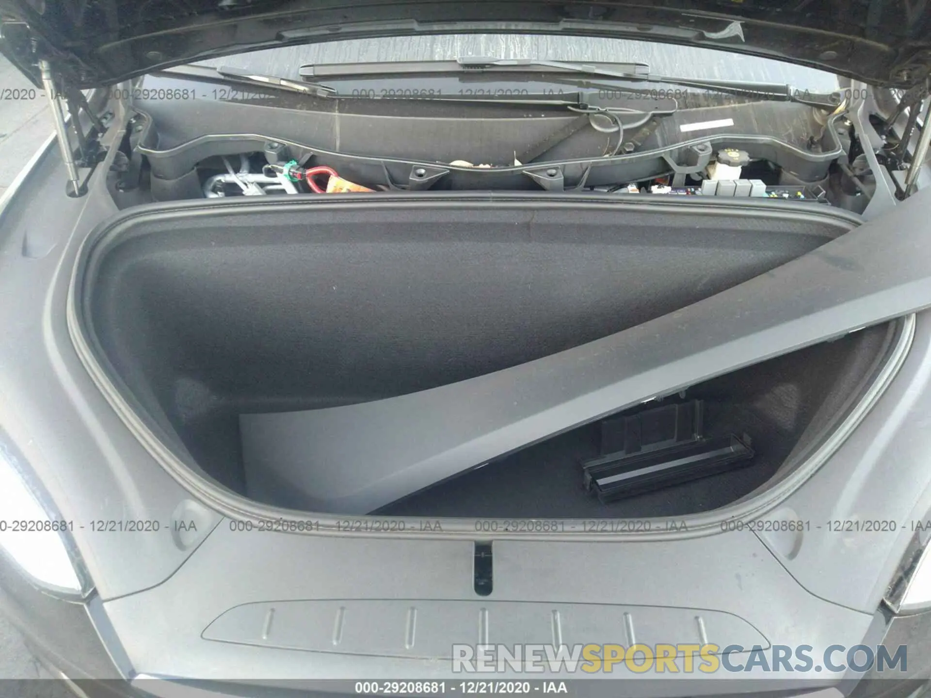 10 fotografías del automóvil dañado 5YJXCBE45LF243922 TESLA MODEL X 2020