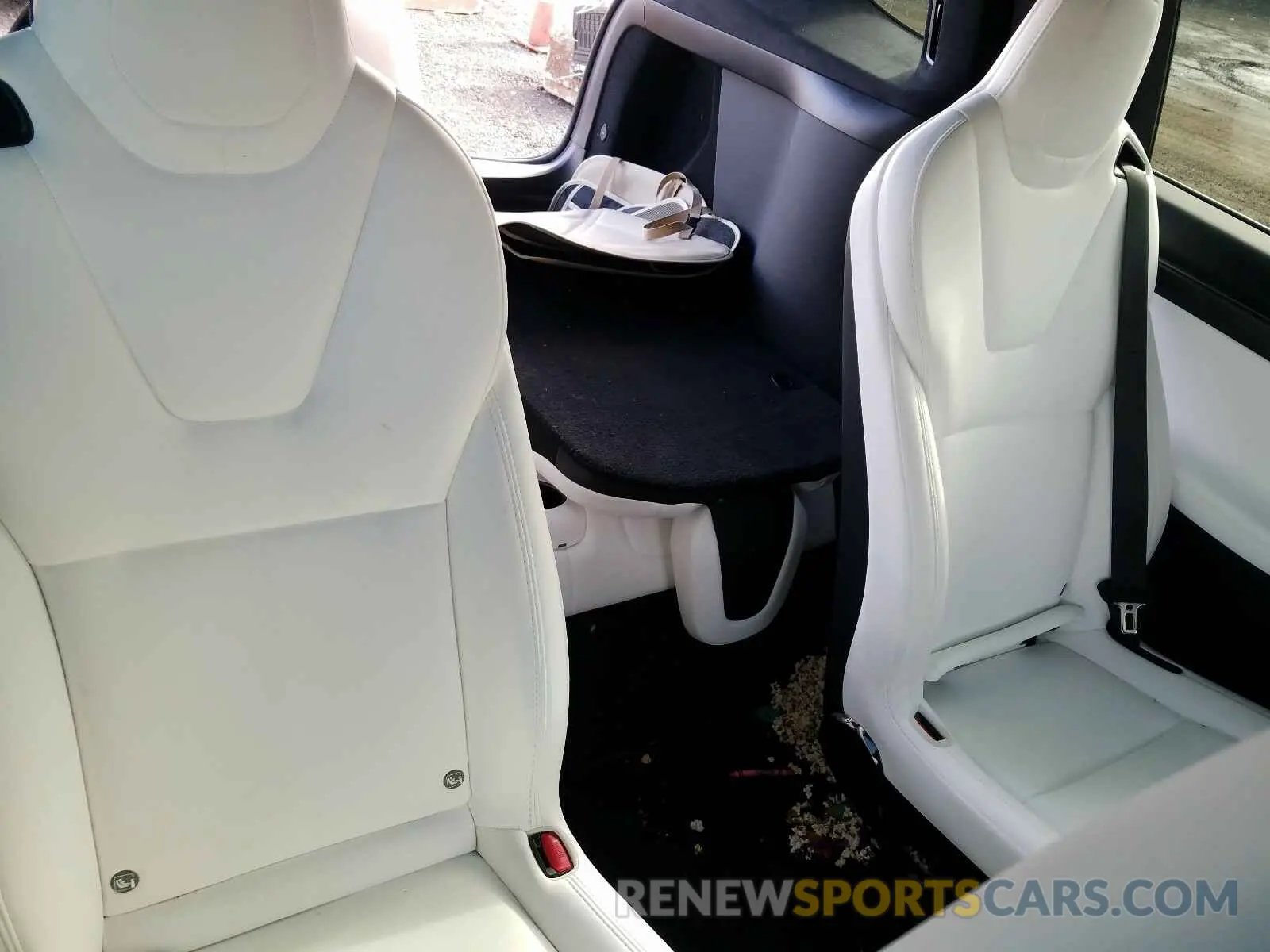 6 fotografías del automóvil dañado 5YJXCBE45LF261594 TESLA MODEL X 2020