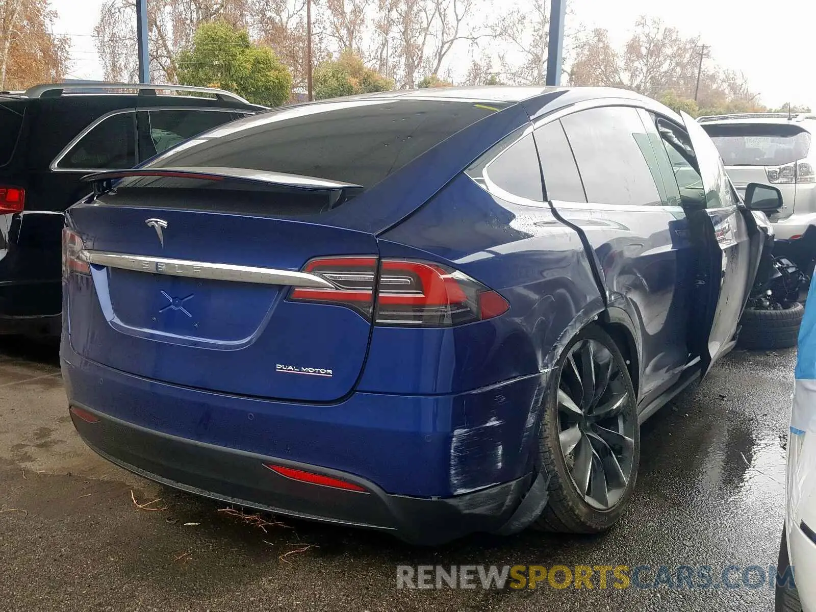 4 fotografías del automóvil dañado 5YJXCBE46LF228894 TESLA MODEL X 2020