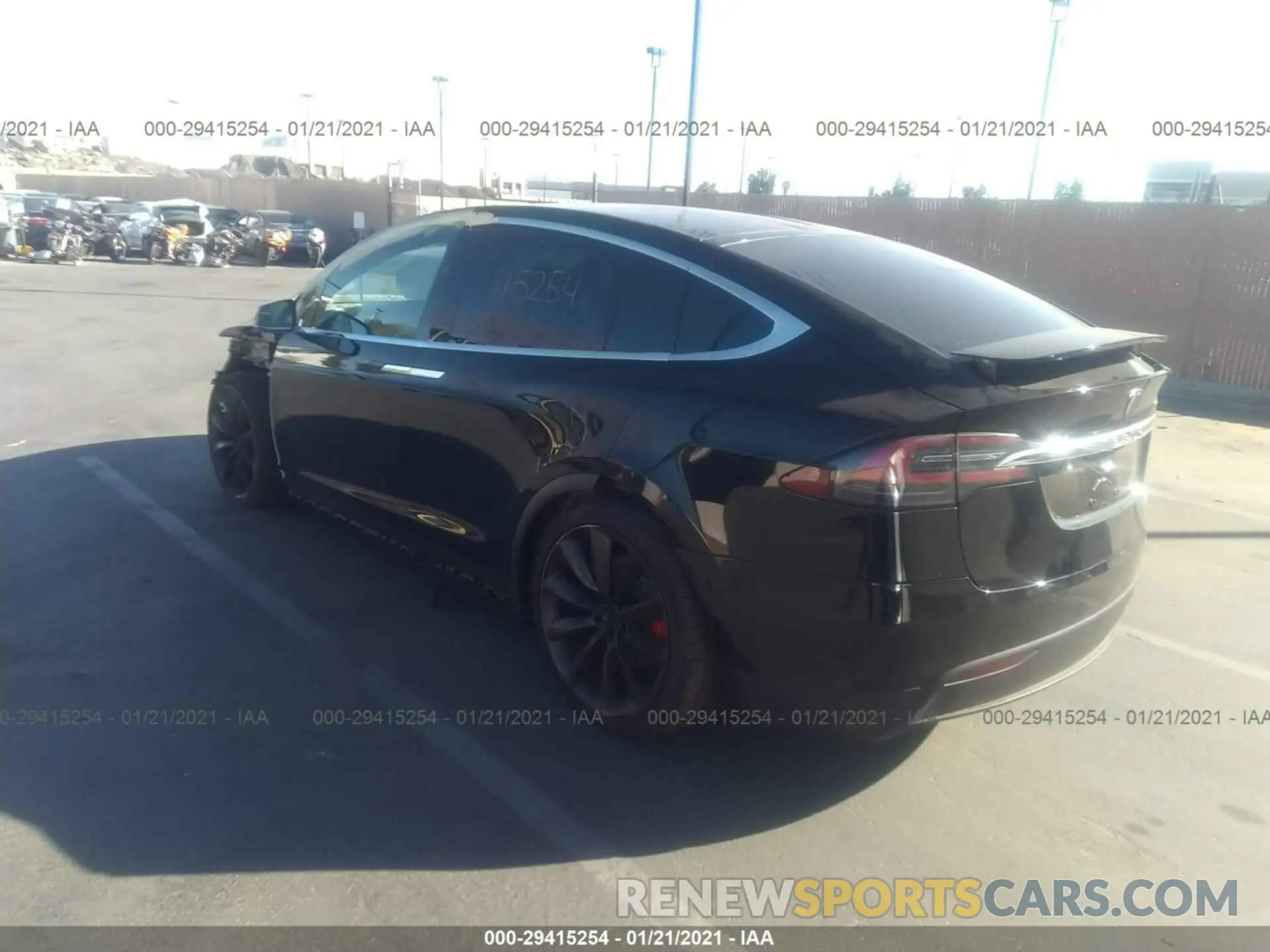 3 fotografías del automóvil dañado 5YJXCBE48LF280561 TESLA MODEL X 2020