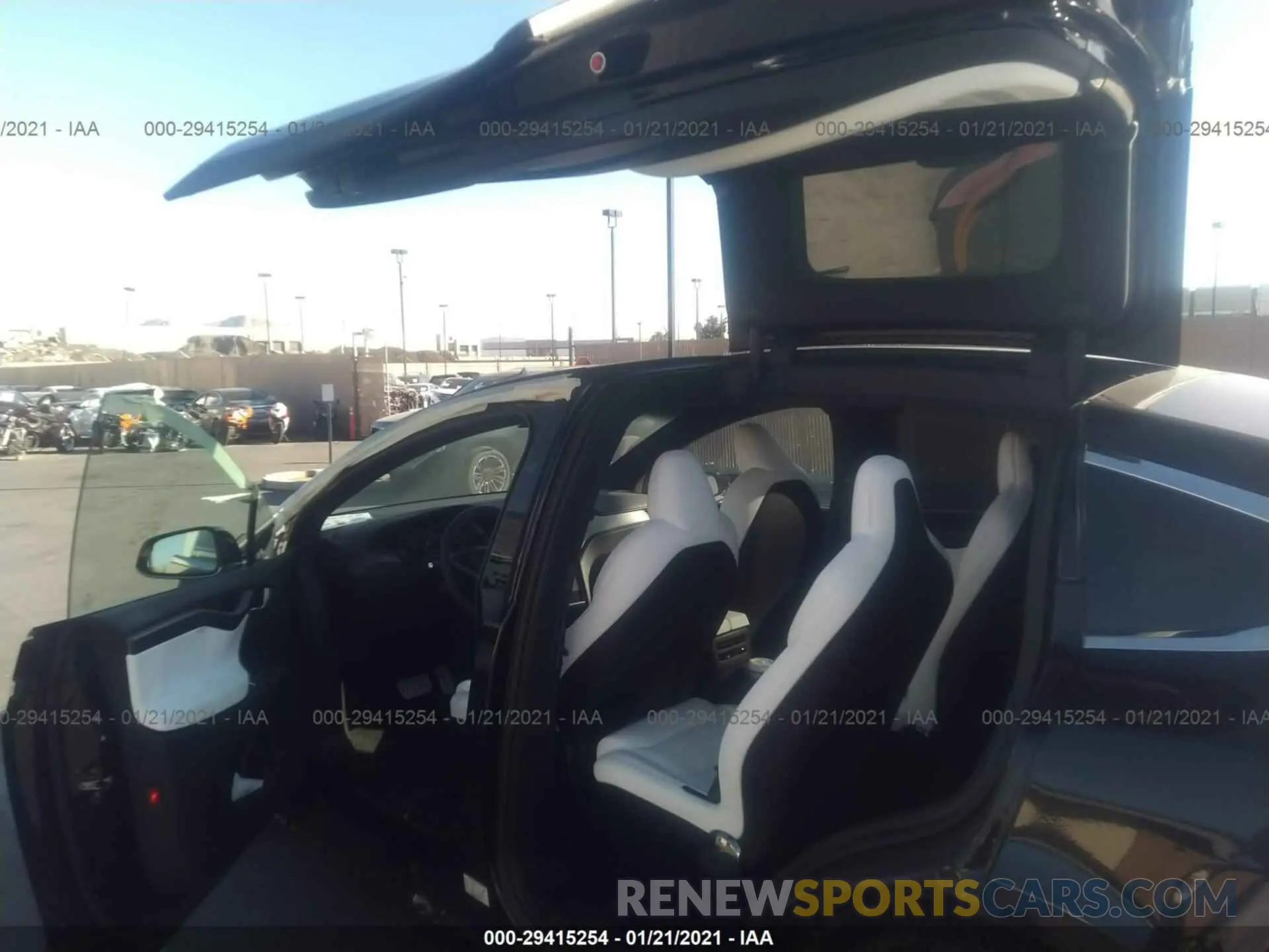8 fotografías del automóvil dañado 5YJXCBE48LF280561 TESLA MODEL X 2020