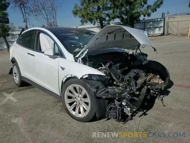 12 fotografías del automóvil dañado 5YJXCDE20LF304099 TESLA MODEL X 2020