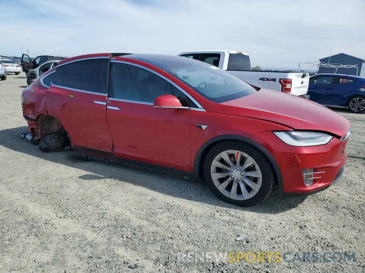 4 fotografías del automóvil dañado 5YJXCDE22LF234833 TESLA MODEL X 2020