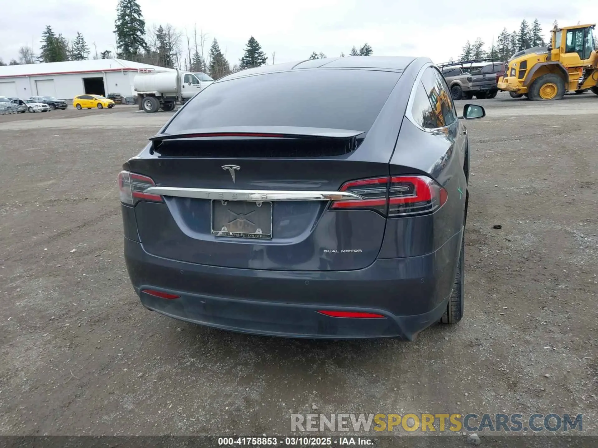 17 fotografías del automóvil dañado 5YJXCDE22LF304833 TESLA MODEL X 2020