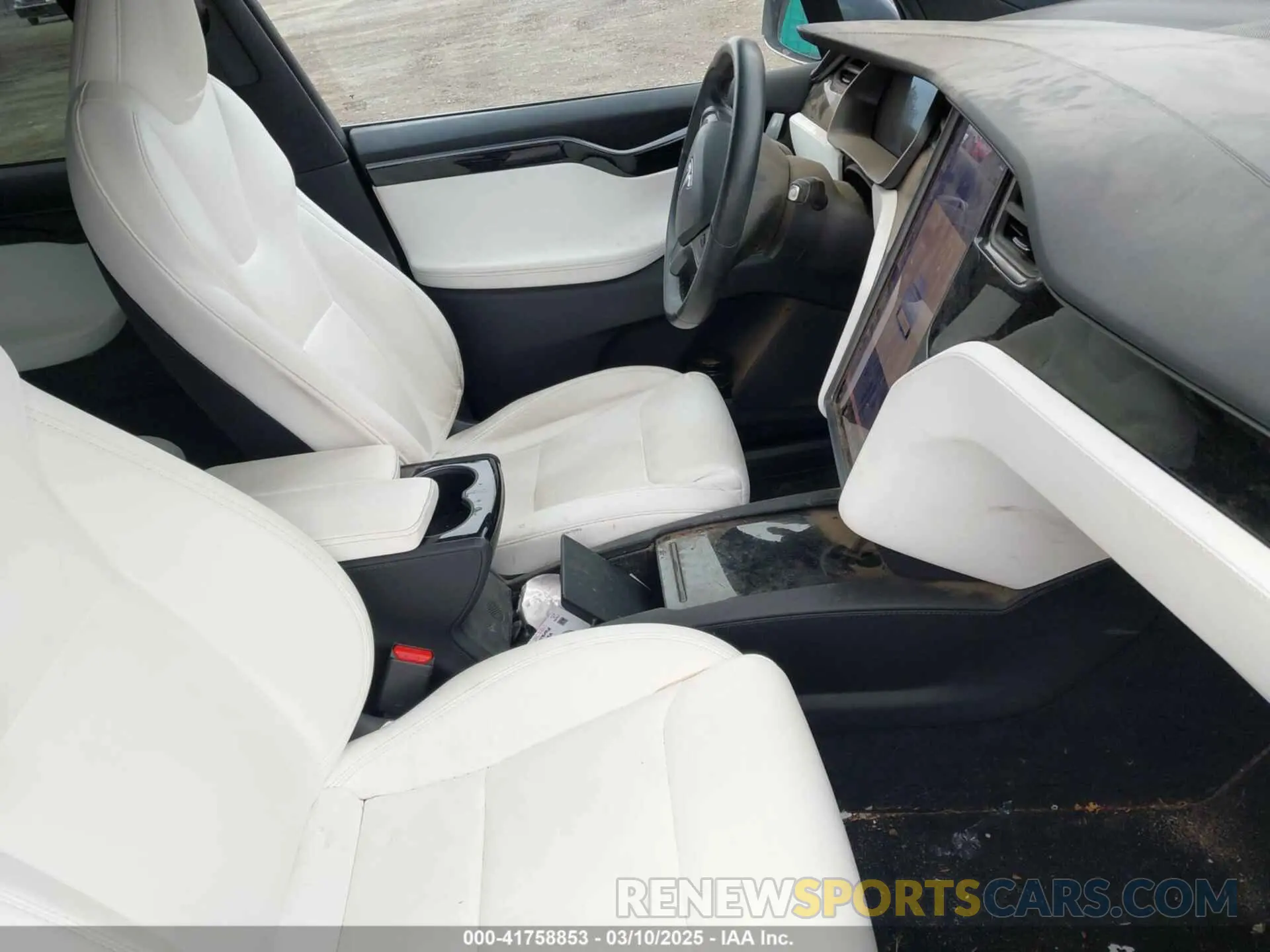 5 fotografías del automóvil dañado 5YJXCDE22LF304833 TESLA MODEL X 2020