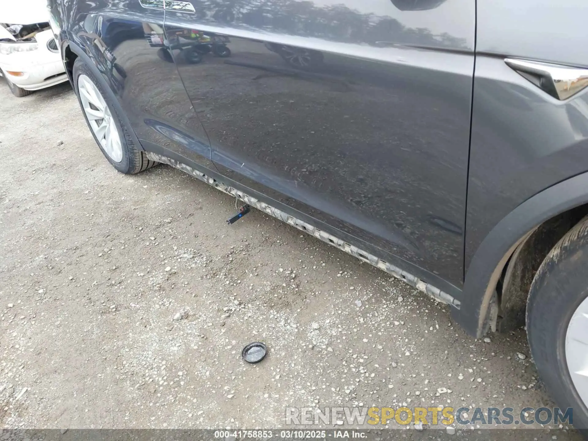 6 fotografías del automóvil dañado 5YJXCDE22LF304833 TESLA MODEL X 2020
