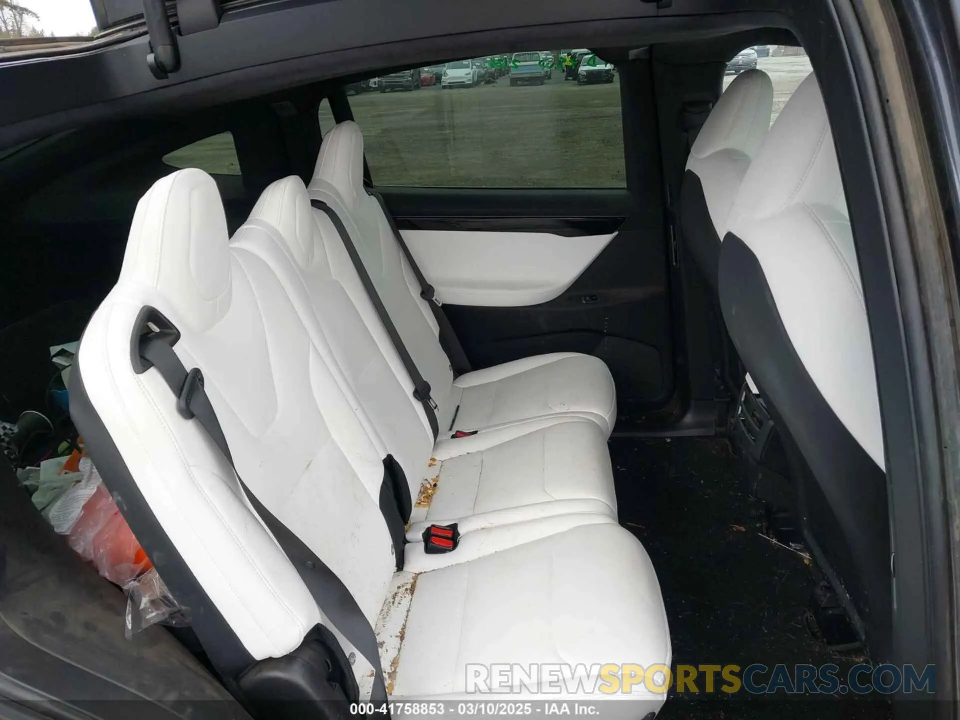 8 fotografías del automóvil dañado 5YJXCDE22LF304833 TESLA MODEL X 2020