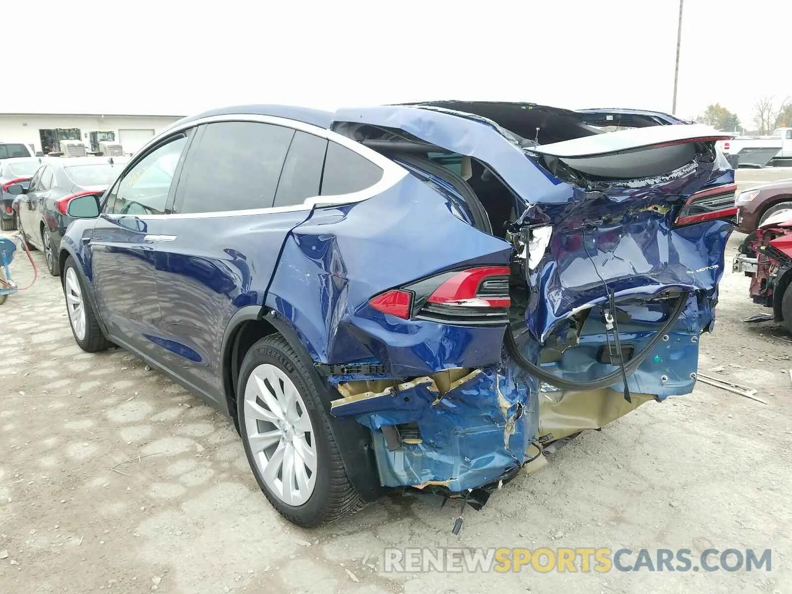 3 fotografías del automóvil dañado 5YJXCDE23LF232864 TESLA MODEL X 2020