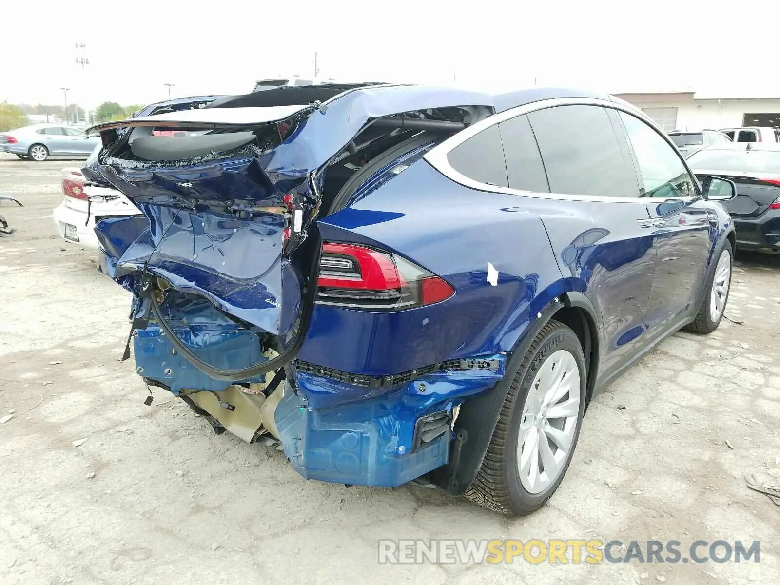 4 fotografías del automóvil dañado 5YJXCDE23LF232864 TESLA MODEL X 2020