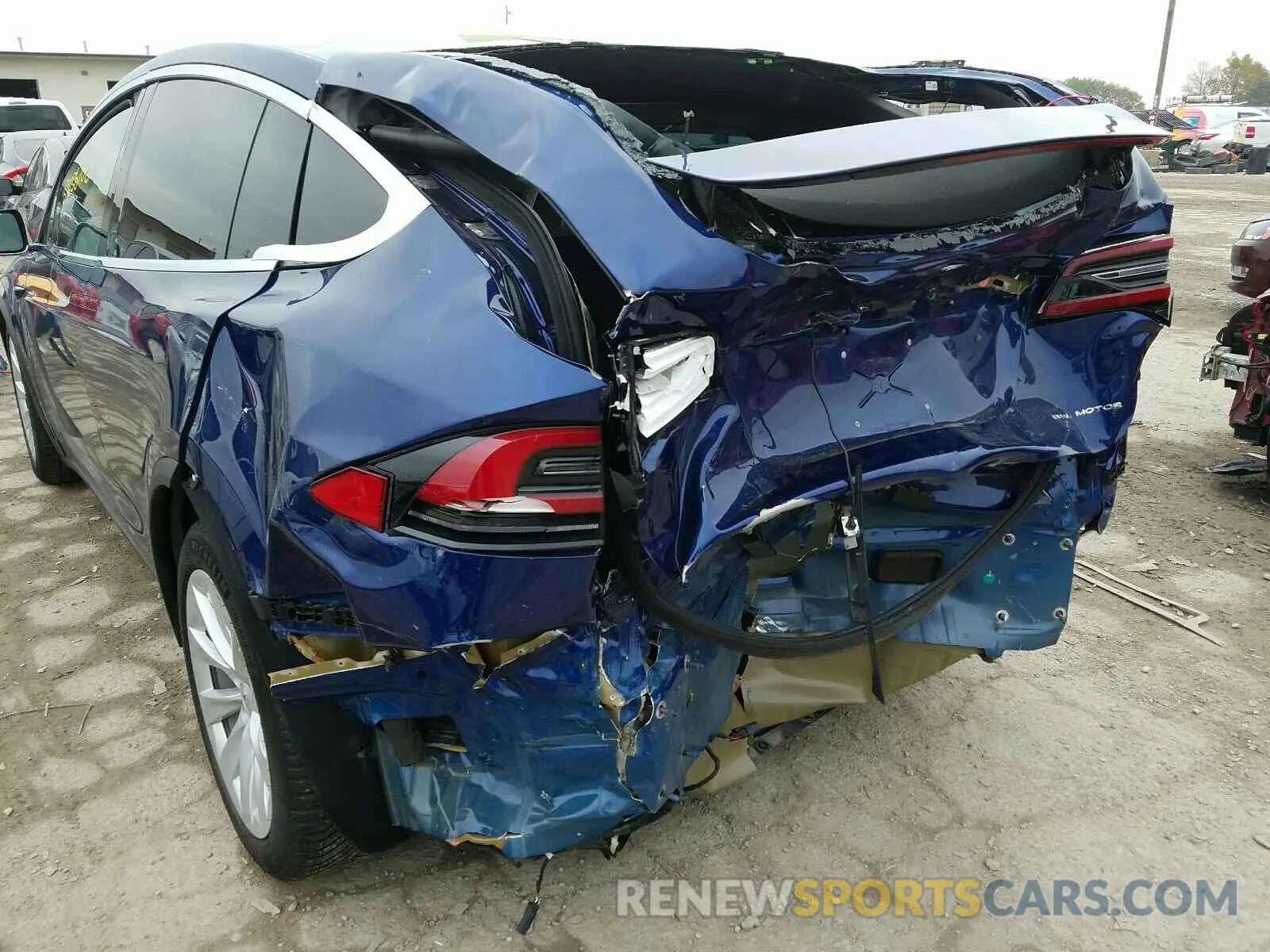 9 fotografías del automóvil dañado 5YJXCDE23LF232864 TESLA MODEL X 2020
