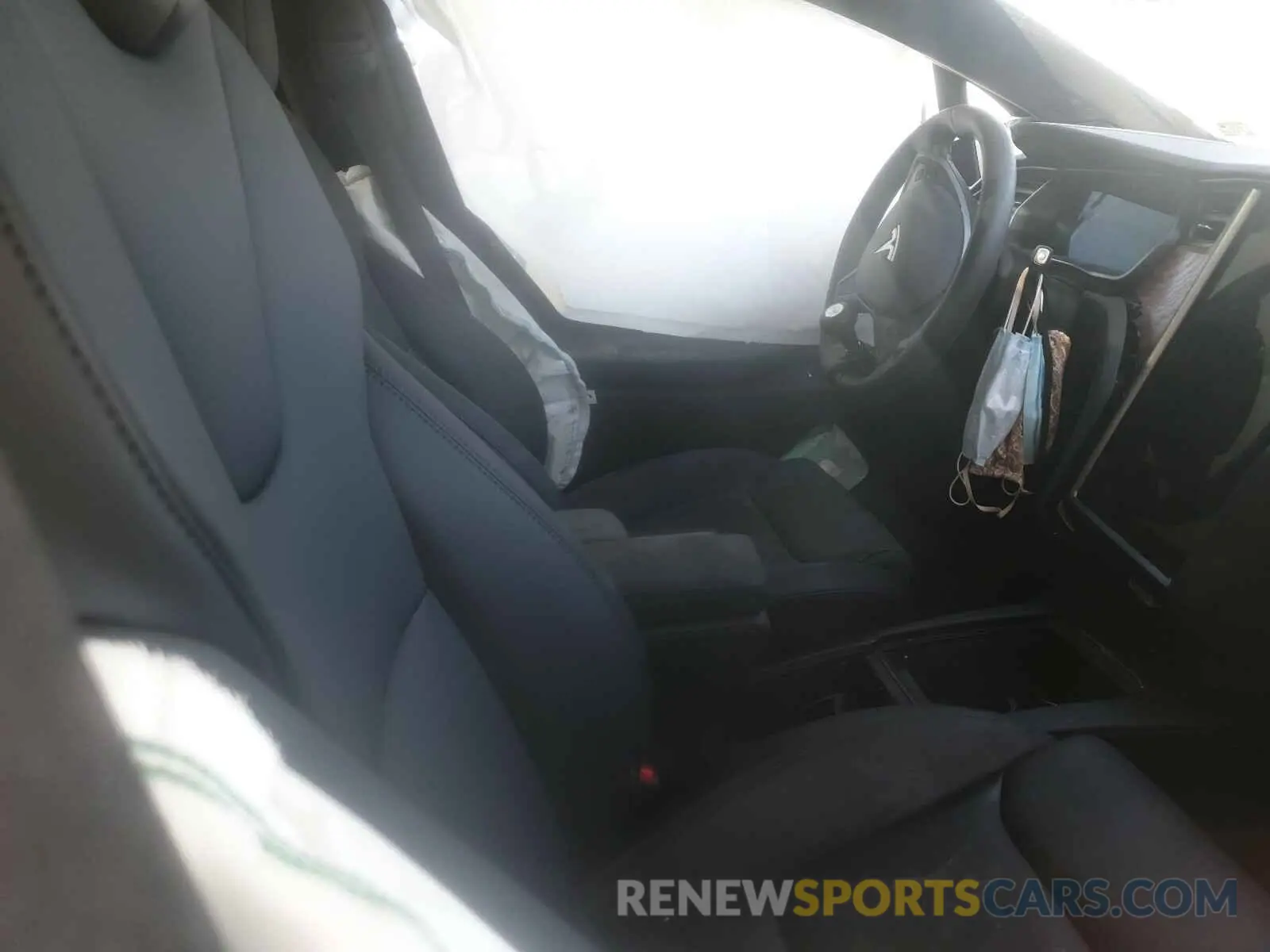 5 fotografías del automóvil dañado 5YJXCDE23LF263063 TESLA MODEL X 2020