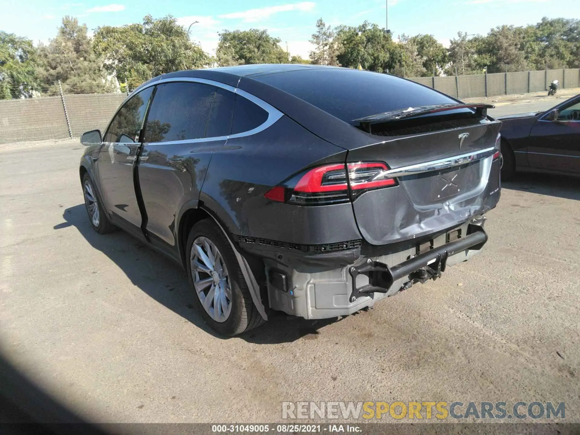3 fotografías del automóvil dañado 5YJXCDE23LF272135 TESLA MODEL X 2020