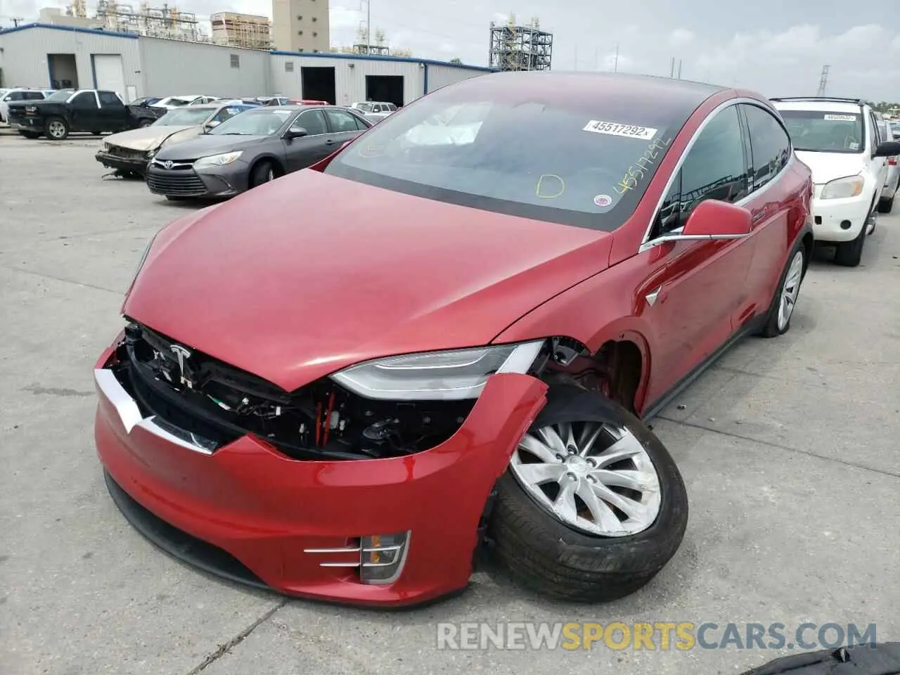 2 fotografías del automóvil dañado 5YJXCDE23LF283006 TESLA MODEL X 2020
