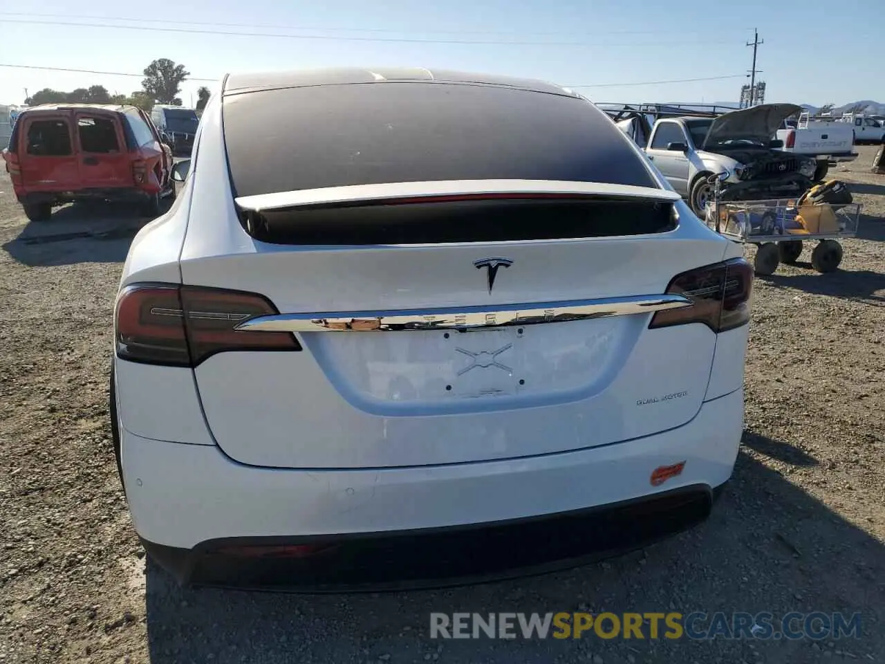 6 fotografías del automóvil dañado 5YJXCDE25LF261721 TESLA MODEL X 2020