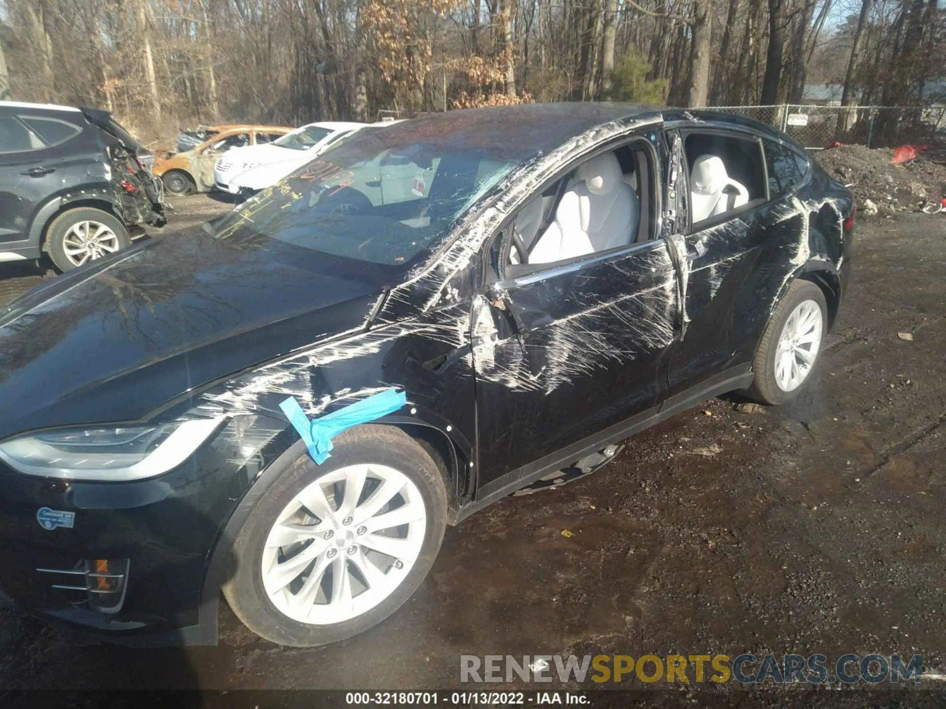 6 fotografías del automóvil dañado 5YJXCDE25LF305121 TESLA MODEL X 2020