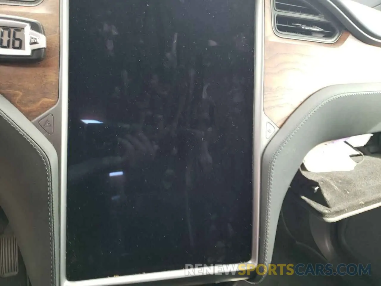 8 fotografías del automóvil dañado 5YJXCDE26LF230770 TESLA MODEL X 2020