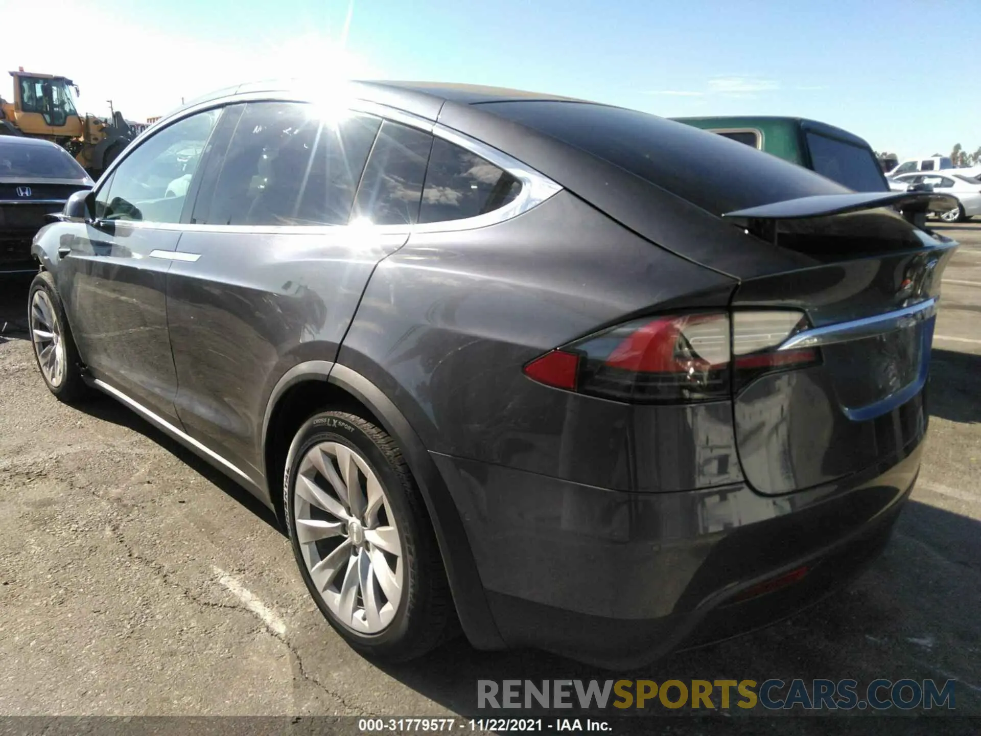 3 fotografías del automóvil dañado 5YJXCDE26LF236262 TESLA MODEL X 2020