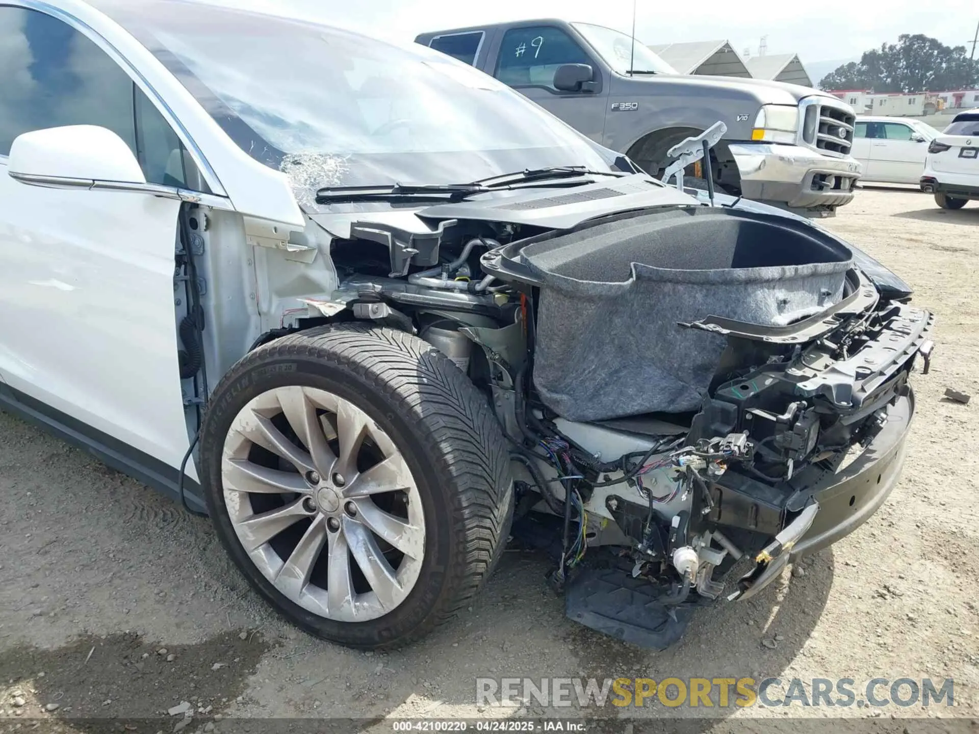 20 fotografías del automóvil dañado 5YJXCDE26LF238982 TESLA MODEL X 2020