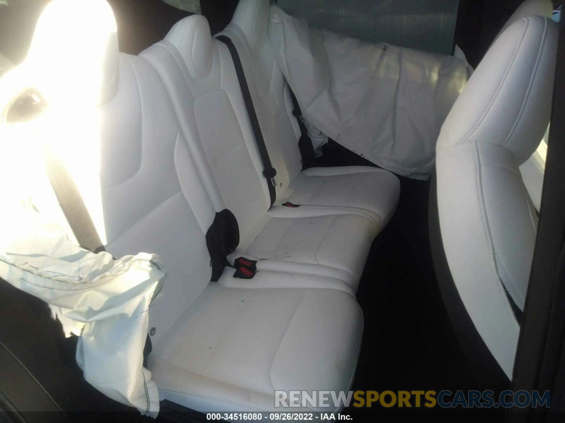 8 fotografías del automóvil dañado 5YJXCDE27LF231345 TESLA MODEL X 2020