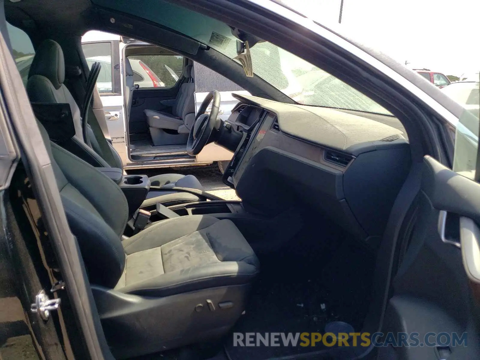 5 fotografías del automóvil dañado 5YJXCDE27LF286166 TESLA MODEL X 2020