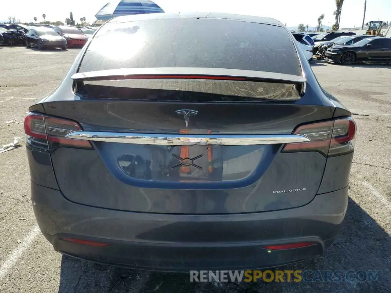 6 fotografías del automóvil dañado 5YJXCDE28LF261972 TESLA MODEL X 2020