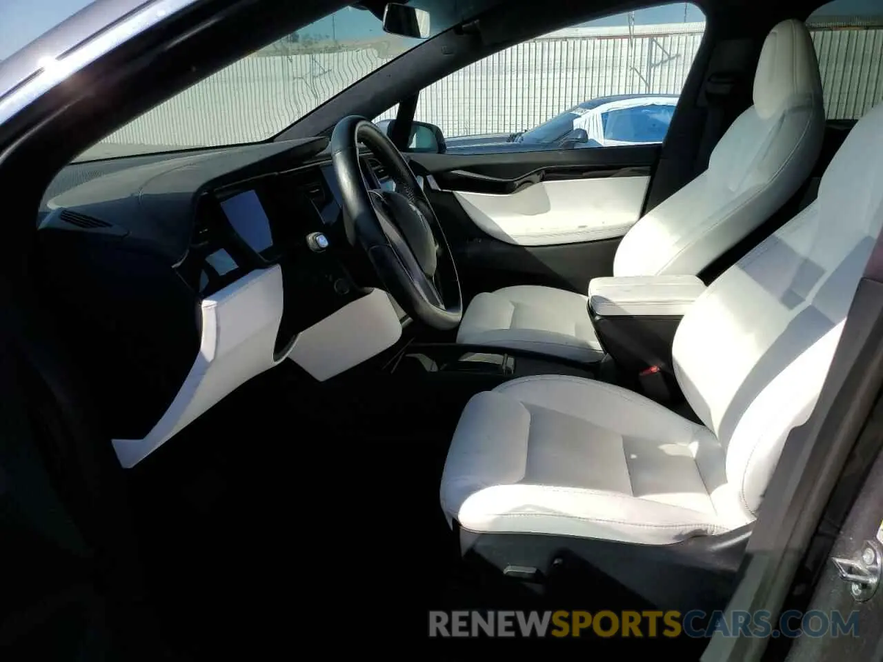 7 fotografías del automóvil dañado 5YJXCDE28LF261972 TESLA MODEL X 2020
