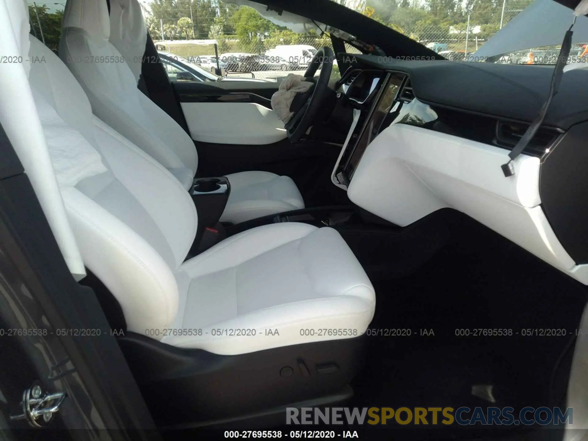 5 fotografías del automóvil dañado 5YJXCDE2XLF248804 TESLA MODEL X 2020