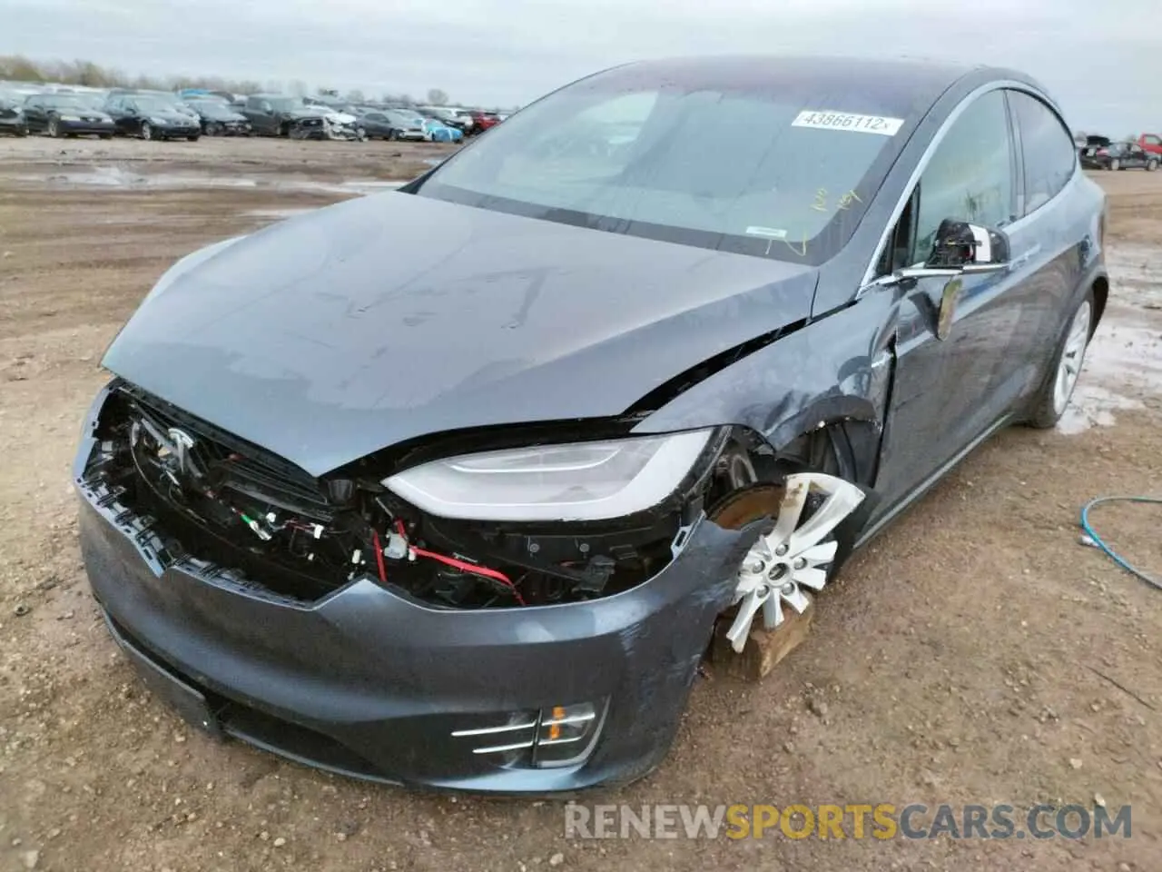 2 fotografías del automóvil dañado 5YJXCDE2XLF263061 TESLA MODEL X 2020