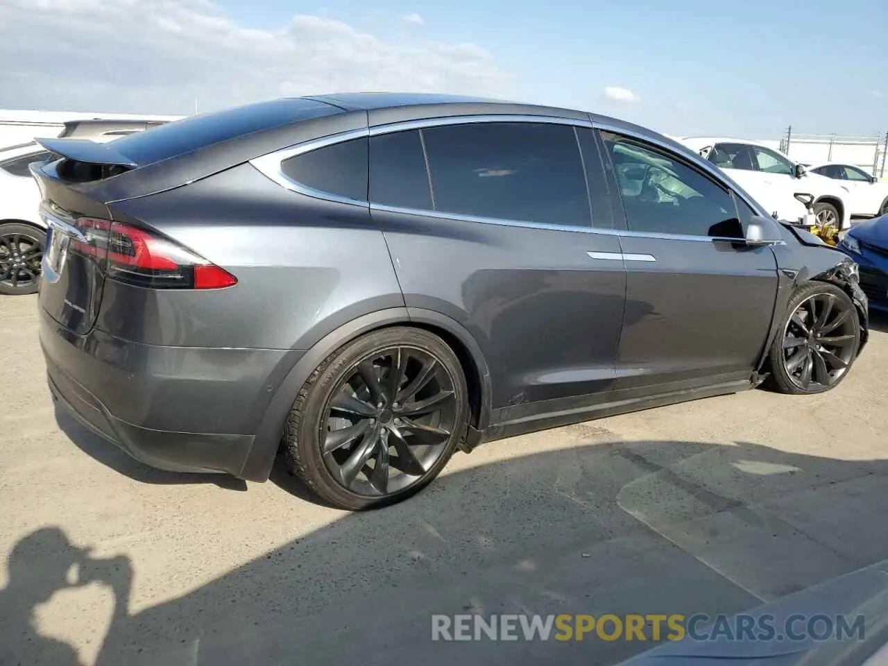 3 fotografías del automóvil dañado 5YJXCDE2XLF280099 TESLA MODEL X 2020