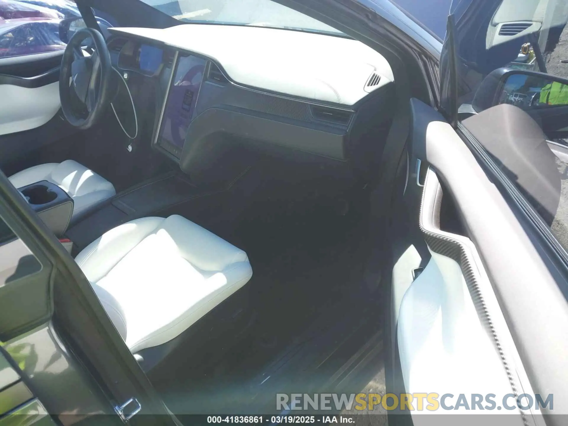 5 fotografías del automóvil dañado 5YJXCDE44LF304706 TESLA MODEL X 2020
