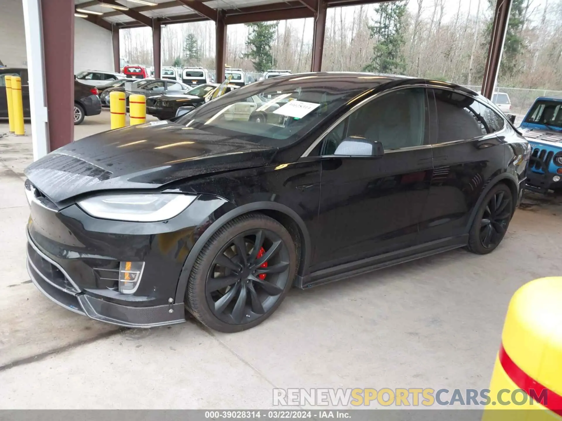 2 fotografías del automóvil dañado 5YJXCDE48LF303784 TESLA MODEL X 2020