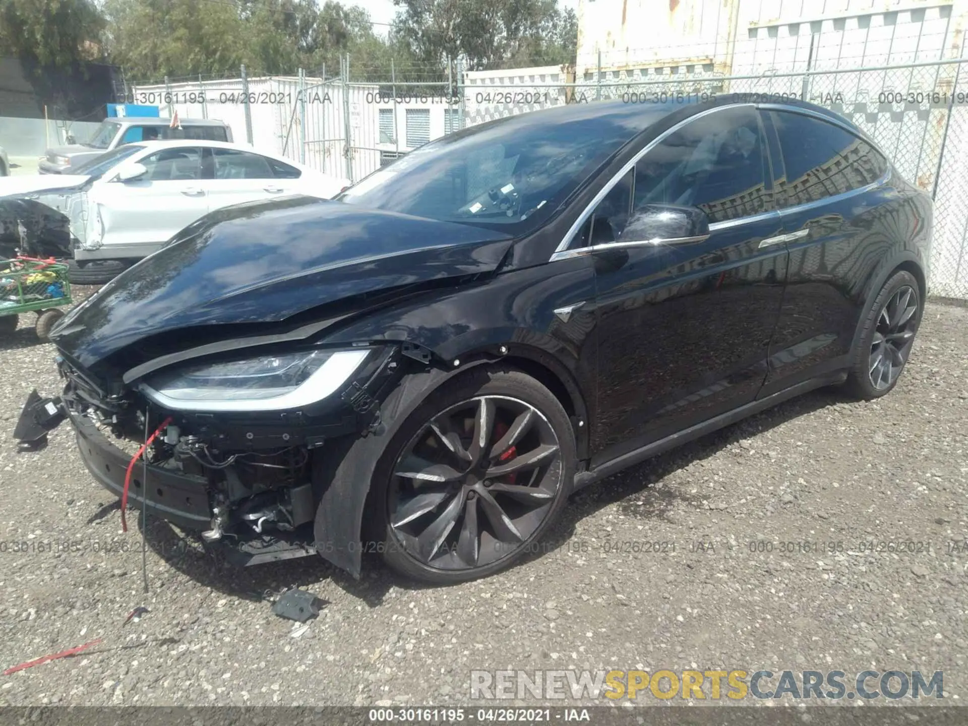 2 fotografías del automóvil dañado 5YJXCDE49LF269337 TESLA MODEL X 2020