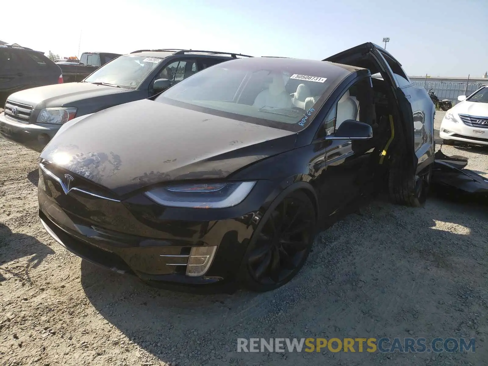 2 fotografías del automóvil dañado 5YJXCAE23MF311676 TESLA MODEL X 2021